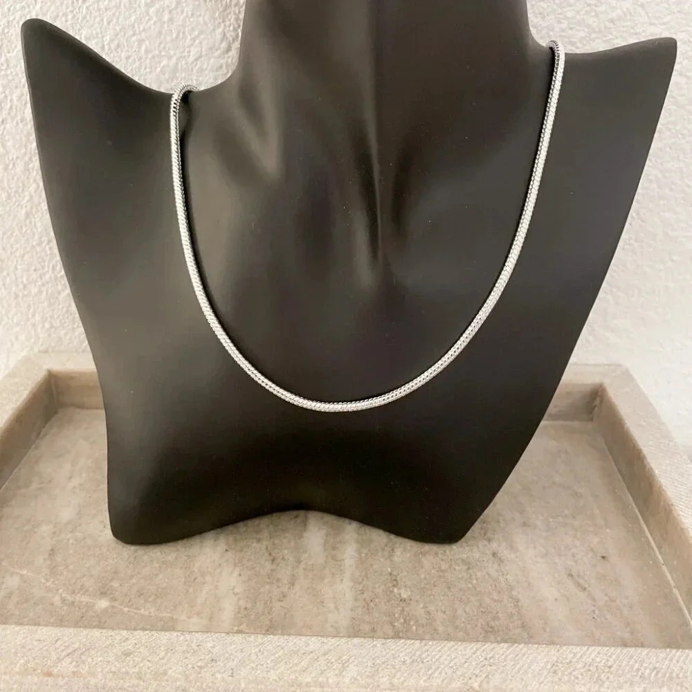 Sleek Silver Herringbone Chain Necklace — Shiny Everyday Layering 19” - Picture 5 of 6